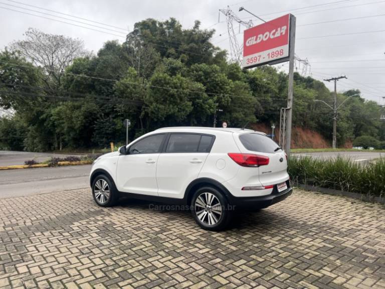 KIA MOTORS - SPORTAGE - 2015/2015 - Branca - R$ 78.900,00