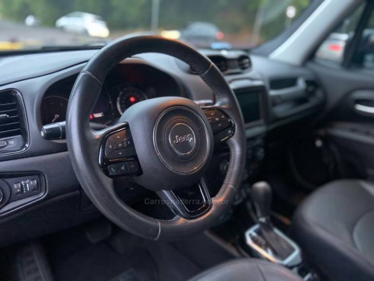 JEEP - RENEGADE - 2021/2021 - Cinza - R$ 81.900,00