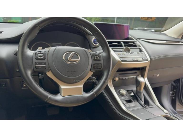 LEXUS - NX300 H - 2021/2021 - Cinza - R$ 199.000,00