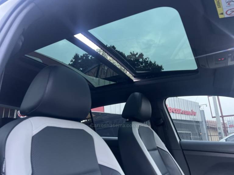 VOLKSWAGEN - T-CROSS - 2021/2021 - Branca - R$ 114.900,00