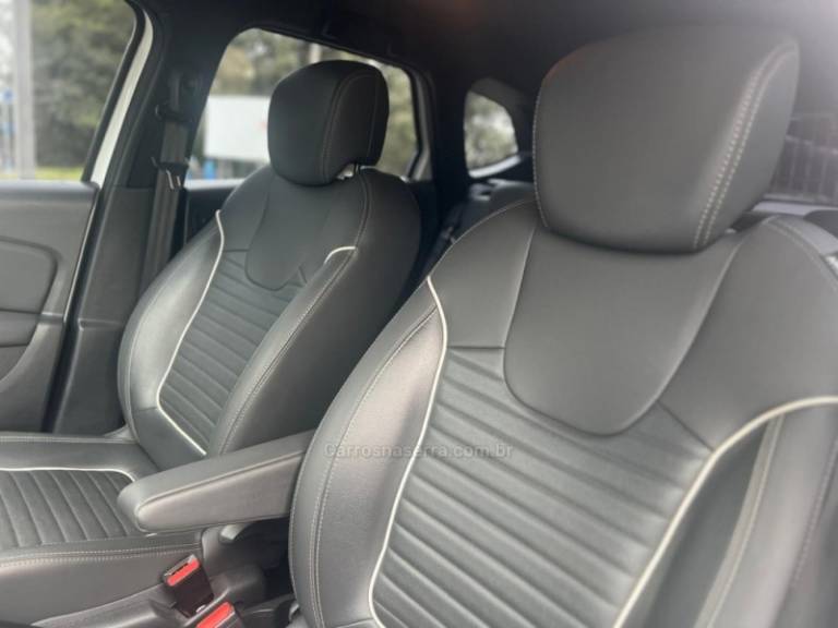 RENAULT - CAPTUR - 2020/2020 - Branca - R$ 76.900,00