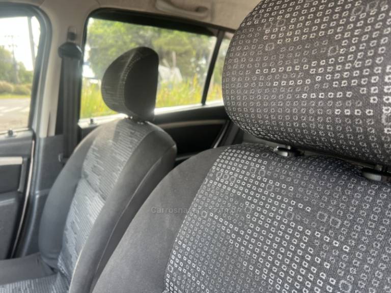 RENAULT - SANDERO - 2011/2011 - Prata - R$ 27.900,00