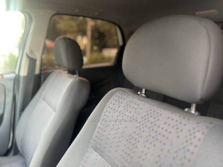 CHEVROLET - CORSA - 2011/2011 - Branca - R$ 31.000,00