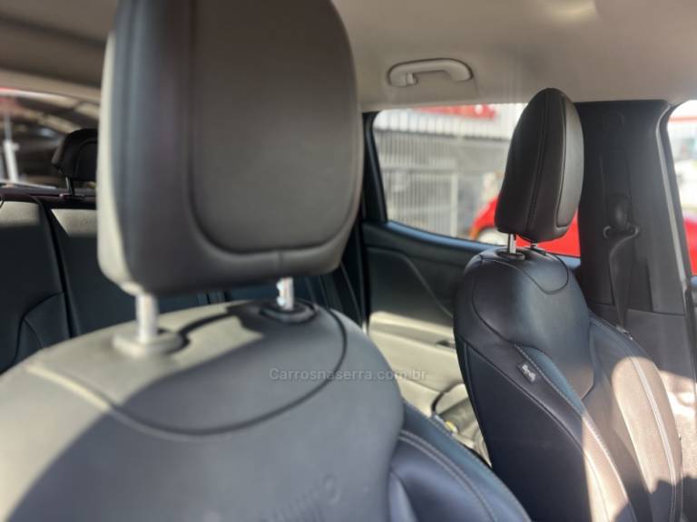 JEEP - RENEGADE - 2023/2023 - Branca - R$ 109.900,00