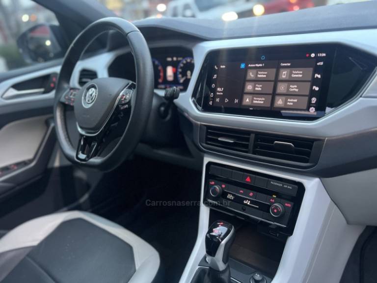 VOLKSWAGEN - T-CROSS - 2021/2021 - Branca - R$ 114.900,00