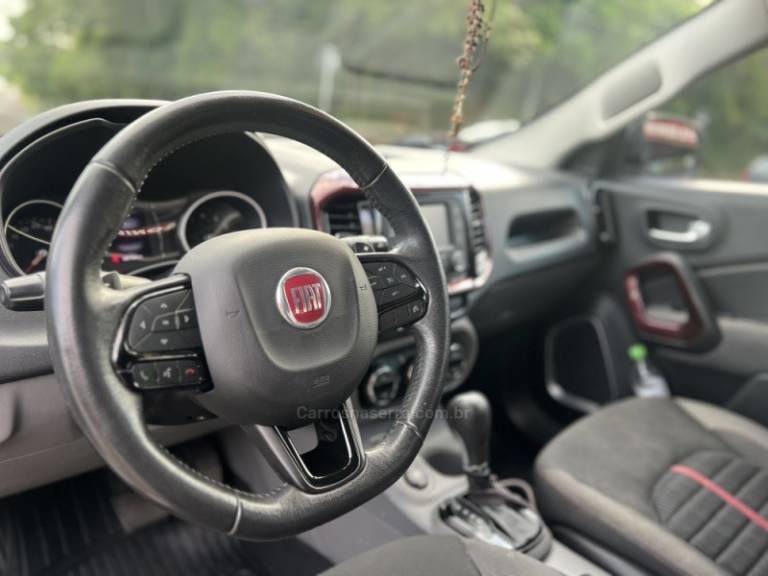 FIAT - TORO - 2018/2018 - Branca - R$ 87.900,00