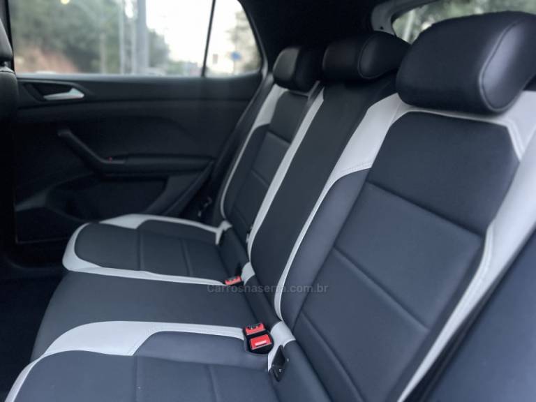 VOLKSWAGEN - T-CROSS - 2021/2021 - Branca - R$ 114.900,00