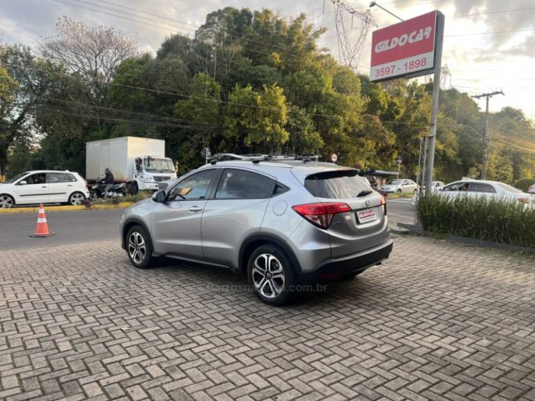 HONDA - HR-V - 2018/2018 - Prata - R$ 94.500,00