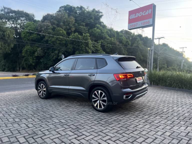 VOLKSWAGEN - TAOS - 2023/2023 - Cinza - R$ 151.900,00