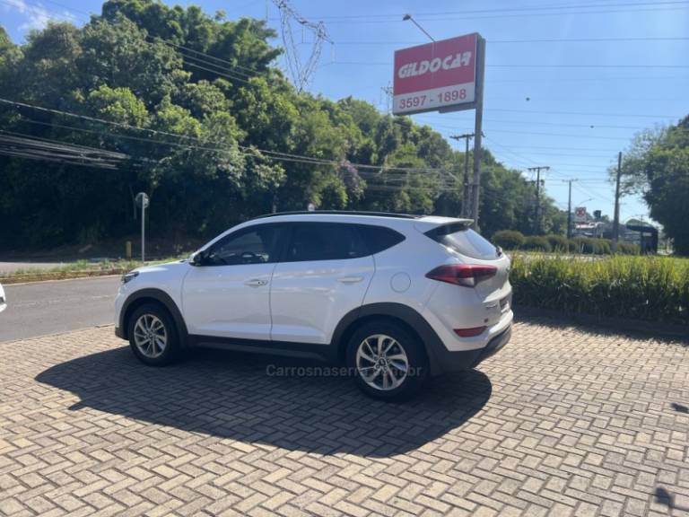 HYUNDAI - TUCSON - 2021/2021 - Branca - R$ 119.900,00