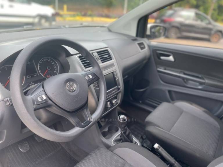 VOLKSWAGEN - FOX - 2019/2019 - Branca - R$ 59.900,00