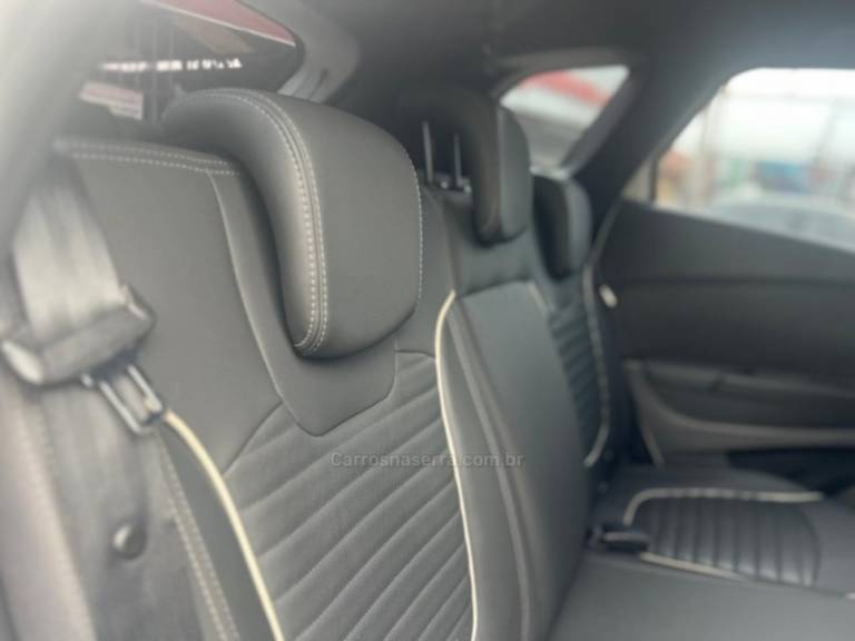 RENAULT - CAPTUR - 2020/2020 - Branca - R$ 76.900,00