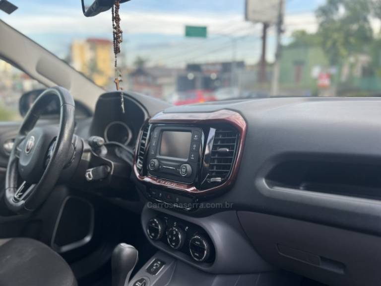 FIAT - TORO - 2018/2018 - Branca - R$ 87.900,00