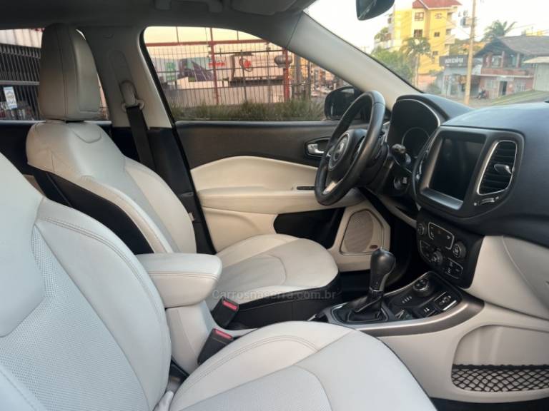 JEEP - COMPASS - 2019/2019 - Prata - R$ 114.900,00