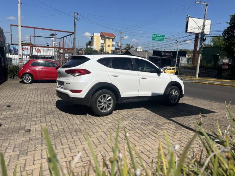 HYUNDAI - TUCSON - 2021/2021 - Branca - R$ 119.900,00