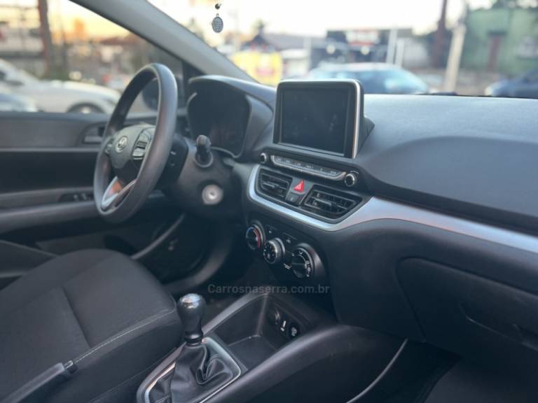 HYUNDAI - HB20 - 2024/2024 - Cinza - R$ 71.000,00