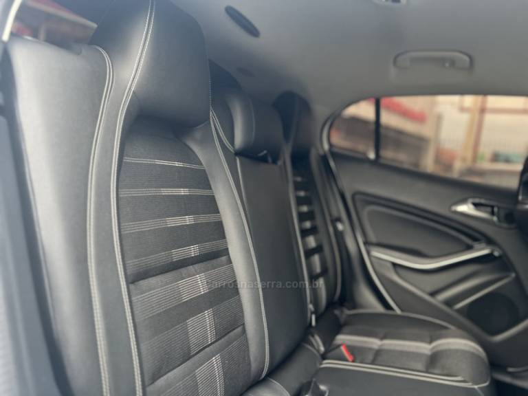 MERCEDES-BENZ - GLA 200 - 2019/2019 - Branca - R$ 129.900,00