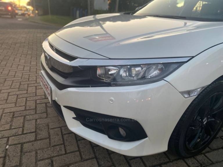 HONDA - CIVIC - 2017/2017 - Branca - Sob Consulta