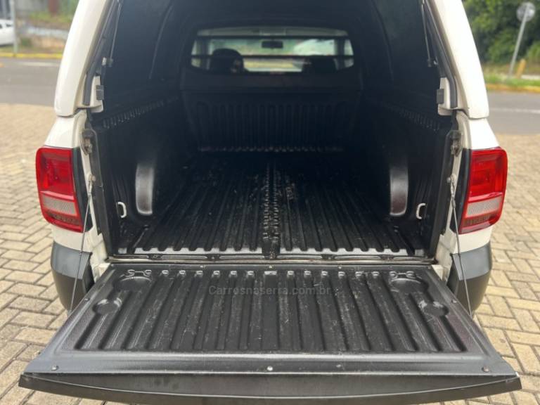 VOLKSWAGEN - SAVEIRO - 2019/2019 - Branca - R$ 54.900,00