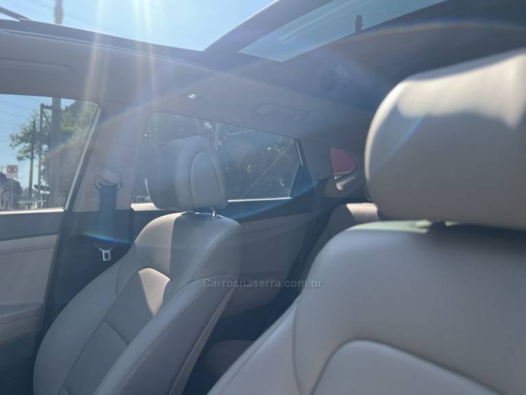 HYUNDAI - TUCSON - 2021/2021 - Branca - R$ 119.900,00