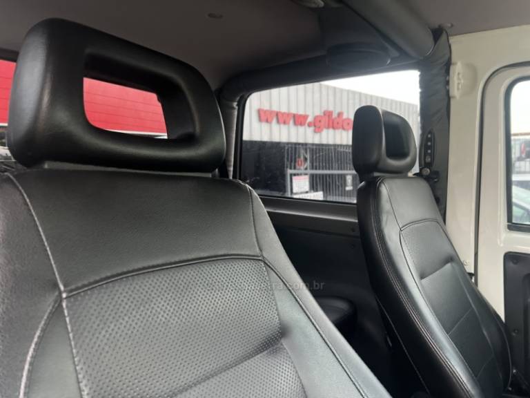 TROLLER - T4 - 2014/2014 - Branca - R$ 110.000,00