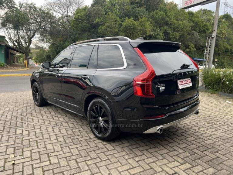 VOLVO - XC90 - 2016/2016 - Preta - R$ 149.800,00