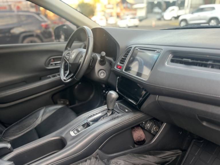 HONDA - HR-V - 2018/2018 - Prata - R$ 94.500,00