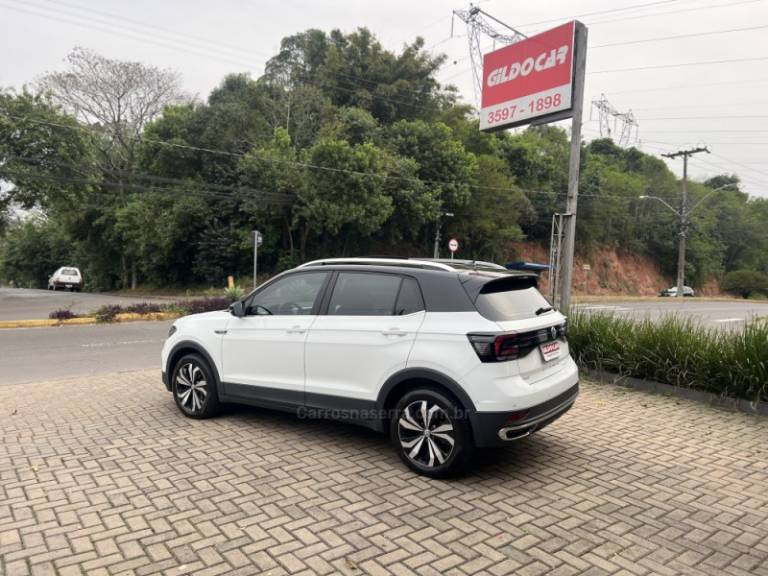 VOLKSWAGEN - T-CROSS - 2021/2021 - Branca - R$ 114.900,00